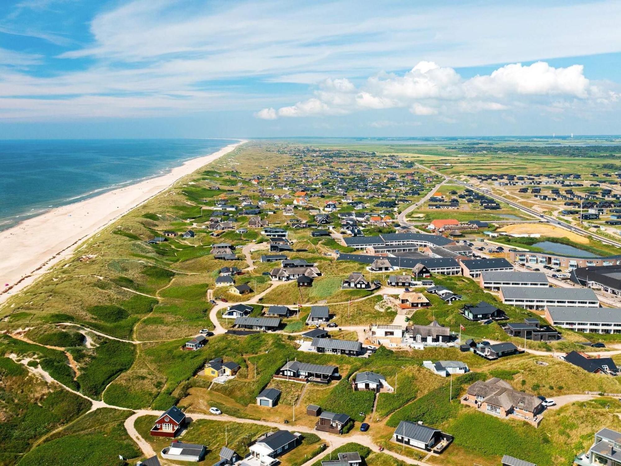 6 Person Holiday Home On A Holiday Park In Ringk Bing Ringkøbing Kültér fotó